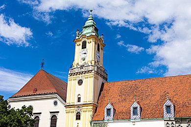 KK官方对战平台S9震撼来袭 500%超值豪华战令奖励等你来拿！